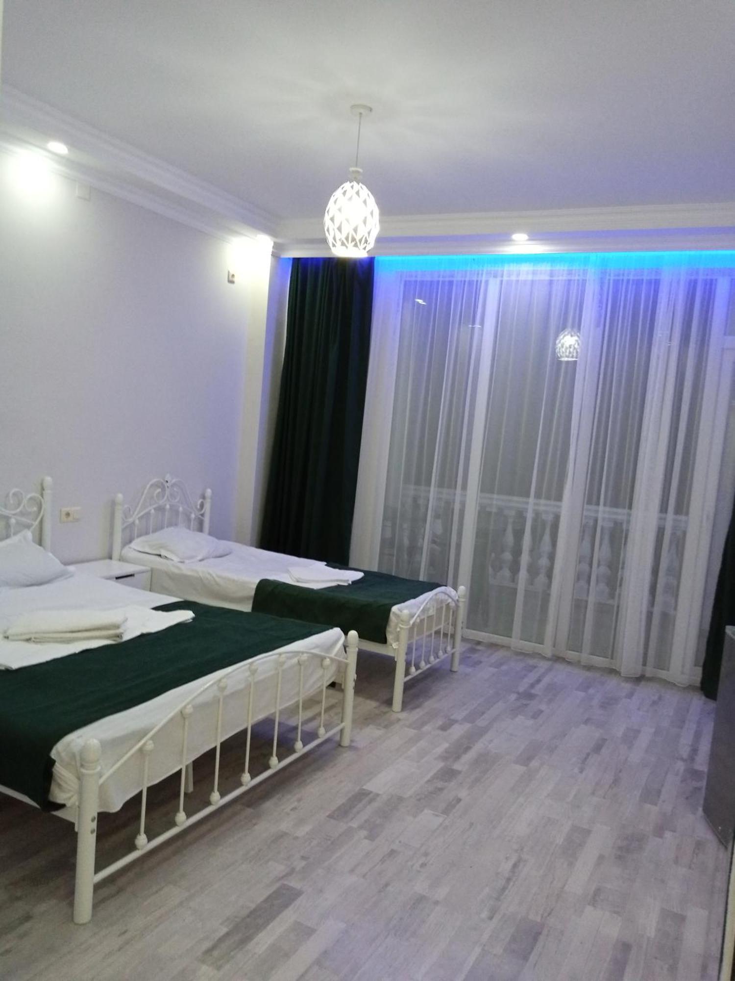 Geno Guest House Kvariati Exterior photo