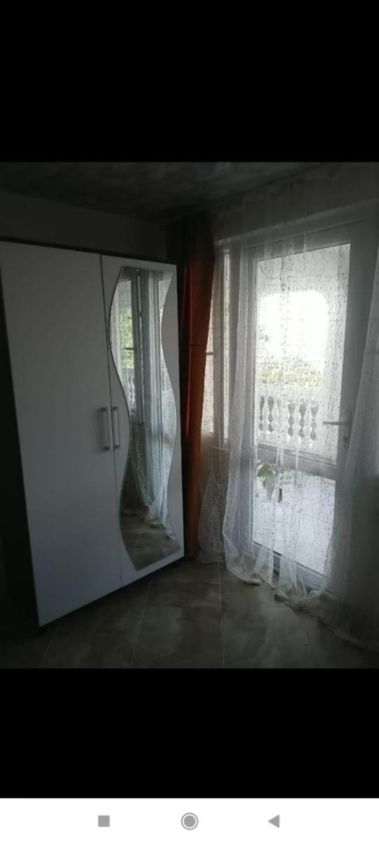 Geno Guest House Kvariati Room photo