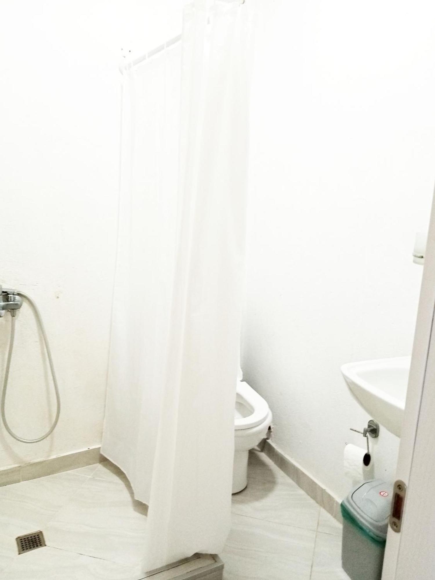 Geno Guest House Kvariati Room photo
